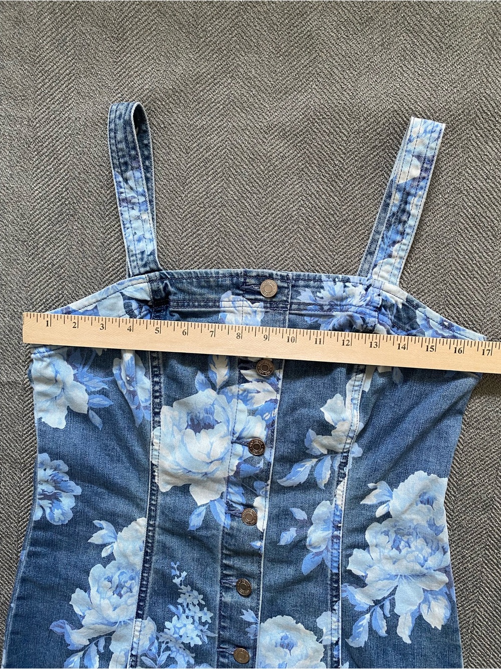 GAP Blue and White Floral Button-Front Denim Mini Dress - Picture 6 of 9